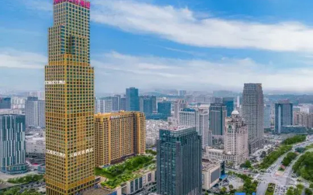 HanTing Premium Hotel (Nanchang Honggutan Wanda Plaza Hotel)