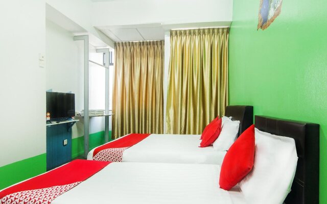 OYO 880 Hotel Purple Town