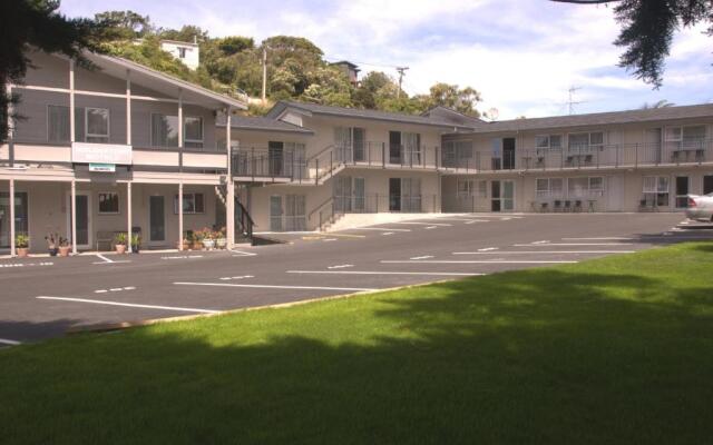 Newlands Court Motel