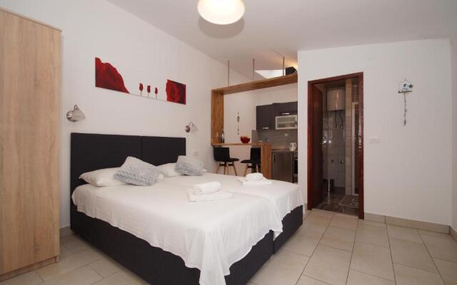 Posejdon Apartments