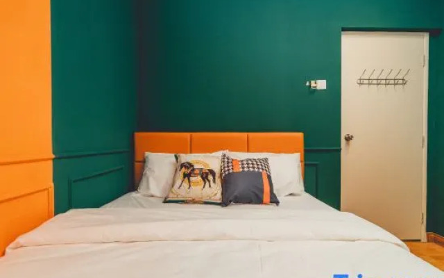 Platino Hermès Palette 3BR 6pax nr Paradigm mall