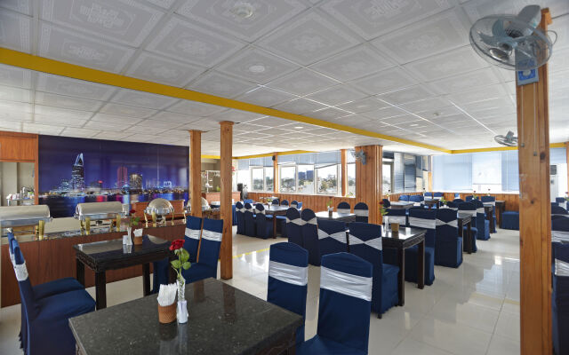 Boss Palace Hotel