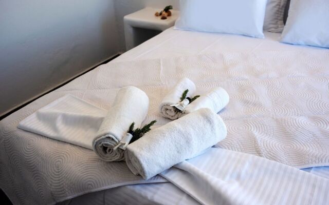 Petra Mykonos Studios & Suites