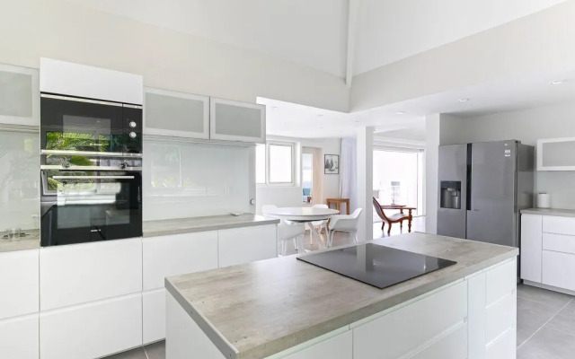 Dream Villa Orient Bay-924