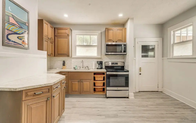 Quiet Jacksonville Retreat - 4 Miles to Downtown!