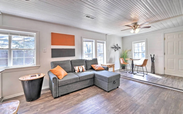 Idyllic Fayetteville Home - Walk to UA Campus!