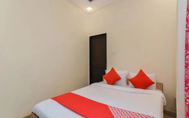 OYO 24756 Devi Residency