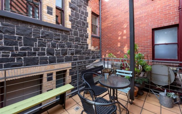 Bright & Sunny 2-bed Unit in the Heart of St Kilda