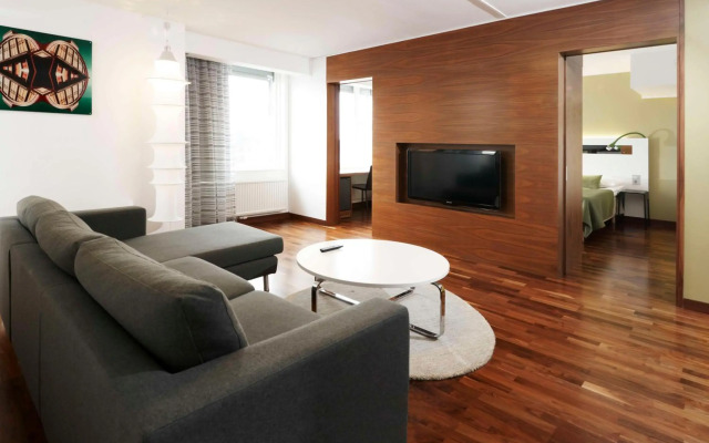 Scandic Crown