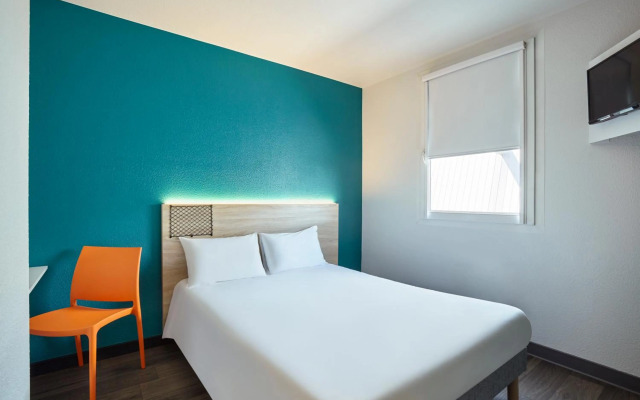 hotelF1 Avignon Centre Courtine Gare TGV