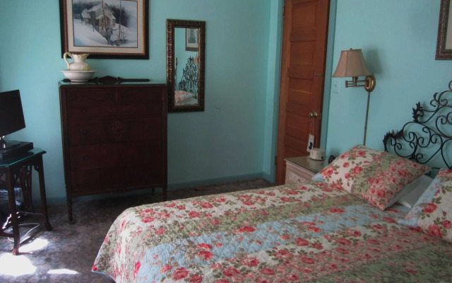 Loralei Bed and Breakfast