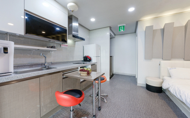 Samcheok CNBLUE Pension