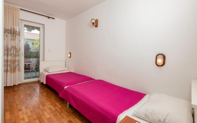 Awesome Apartment in Pula With 2 Bedrooms and Wifi