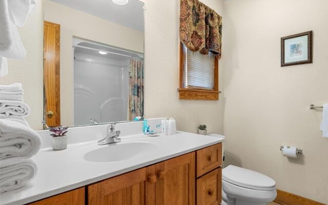 Poplar Point Condo Unit 12B - Two Bedroom Condo
