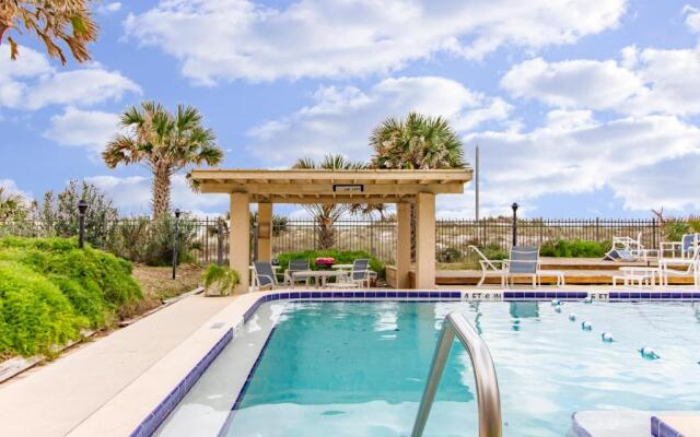 Beachcomber 304, 2BRs, Pool, Beach, Near Mayo Clinic, Sleeps 4