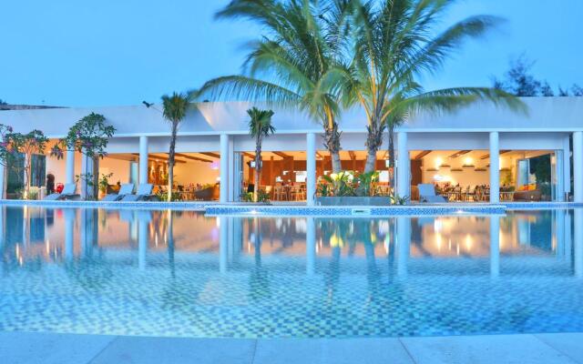 HARRIS Resort Barelang Batam