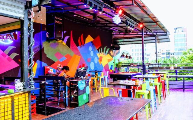 Hideout Hostels Asia Saigon