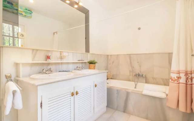 Cortijo Villa Padierna El Lago