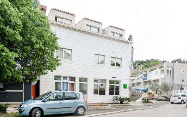 Cocoon Hostel