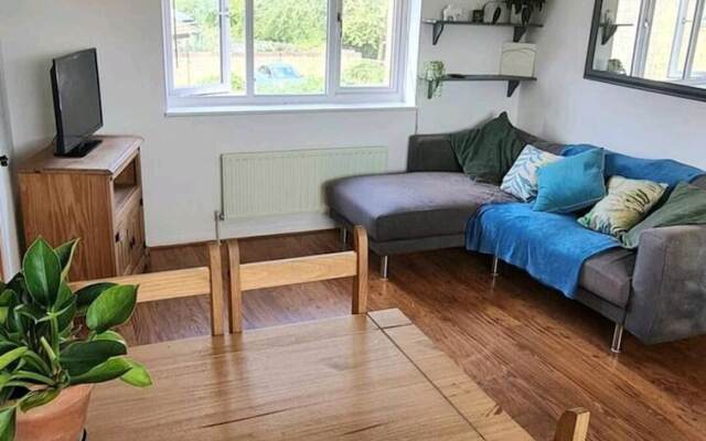 Stunning 2-bed House in Weston-super-mare