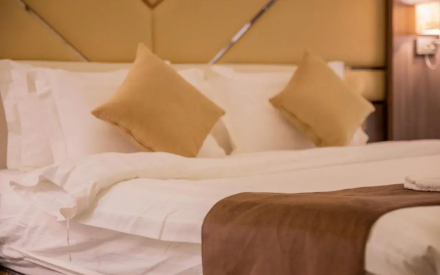 Diamond First Operation and Management Guest House Hotel