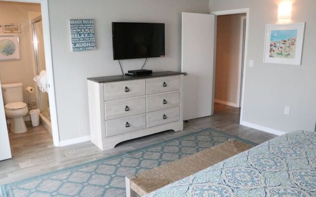 Jamaica Royale 404 - 2 Br Condo