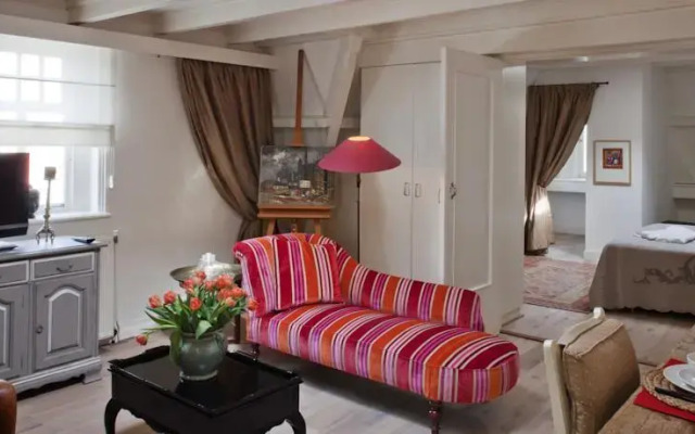 Royal Suites Short Stay