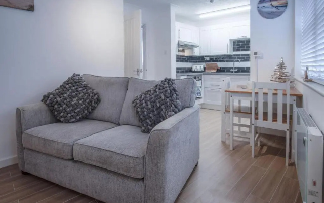 Castle Cove - 1 Bedroom Apartment - Tenby
