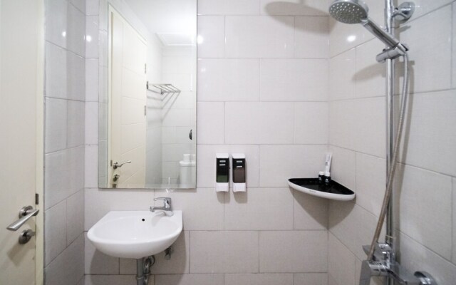 Modern And Cozy Studio At Benson Supermall Mansion Apartment