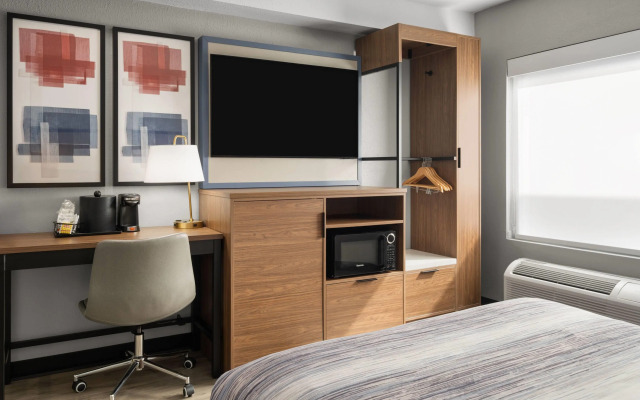 AmericInn by Wyndham Urbana/Champaign University Area