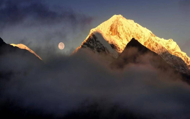 Mountain Lodges of Nepal - Monjo