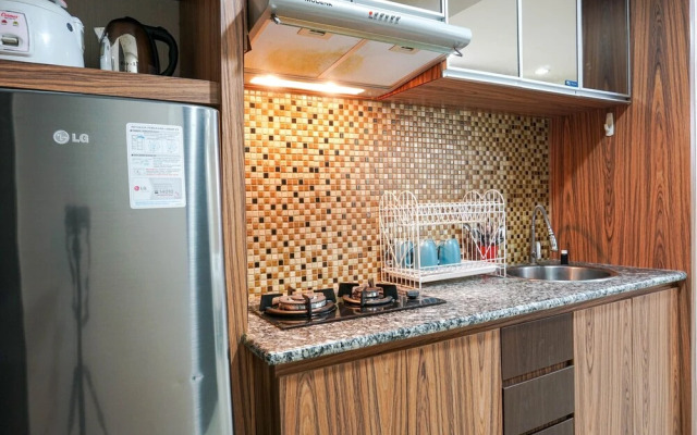 Elegant and Best View Studio Tamansari The Hive Apartment By Travelio