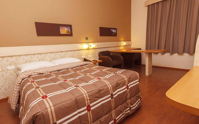 Hotel 10 Sao Leopoldo