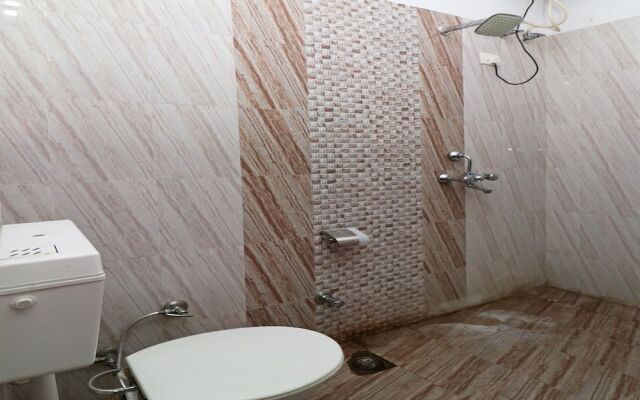 OYO 14708 Hotel Ashiyana