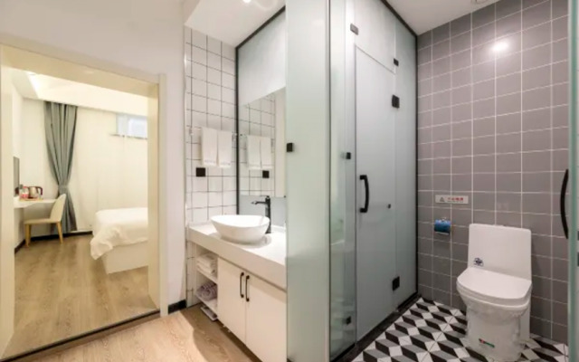 Tian Jin PAI Theme Hotel