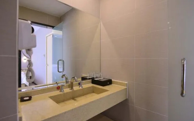 Jiutian Boutique Hotel