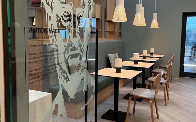 Hages Badehotel