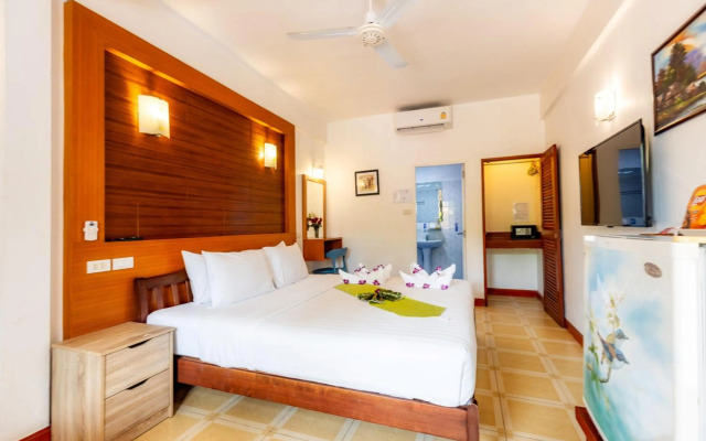 The Expat Hotel