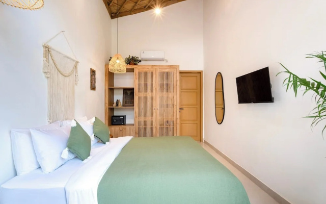 Sunny Paradise Villa by Betterplace – Guest Rooms – Tibubeneng