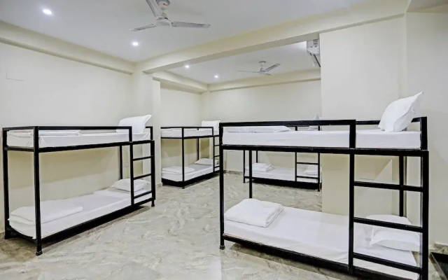 Hotel S B Inn