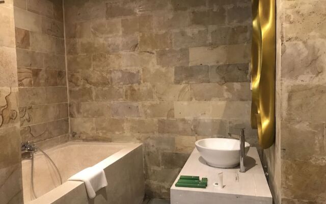 A Villa Ubud Bali by UHM