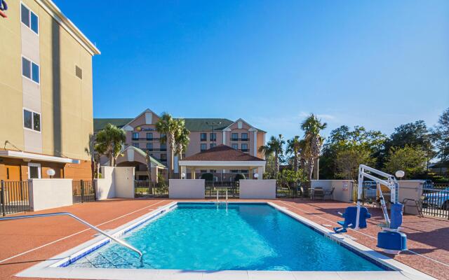 Candlewood Suites Pensacola - University Area by IHG