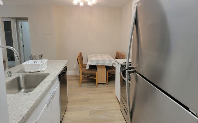 Hollywood Cosmopolitan Apartments