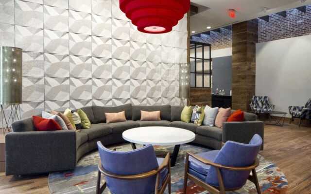 Global Luxury Suites at South Arlington