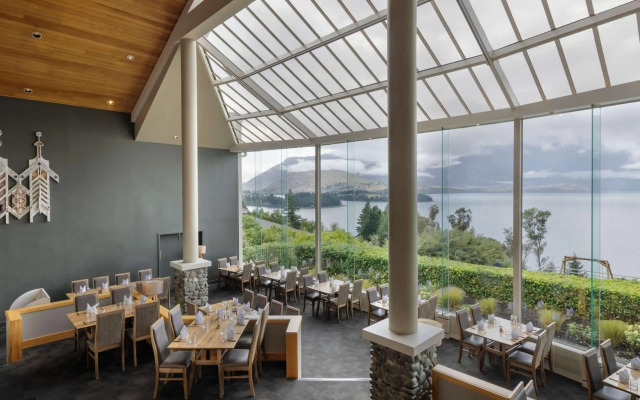 Mercure Queenstown Resort