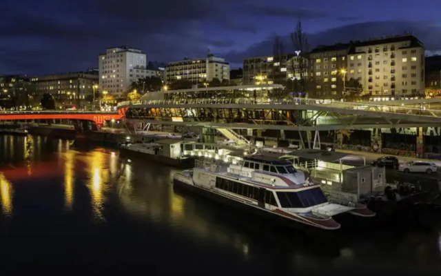 Ruhiges Dachgeschoß CityApartment im Zentrum Wiens