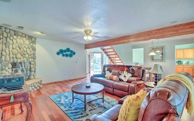 'casa Especial' Family Retreat w/ Pool Table!