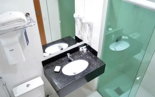 Hotel Matão Othon Suites