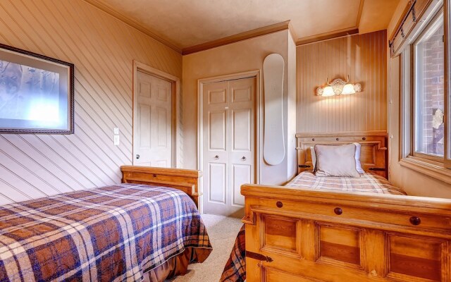 Snow Blaze Condos by Wyndham VR