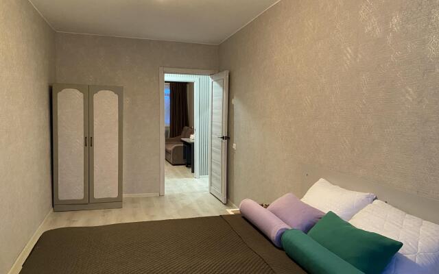 Апартаменты на улице Профсоюзов 19